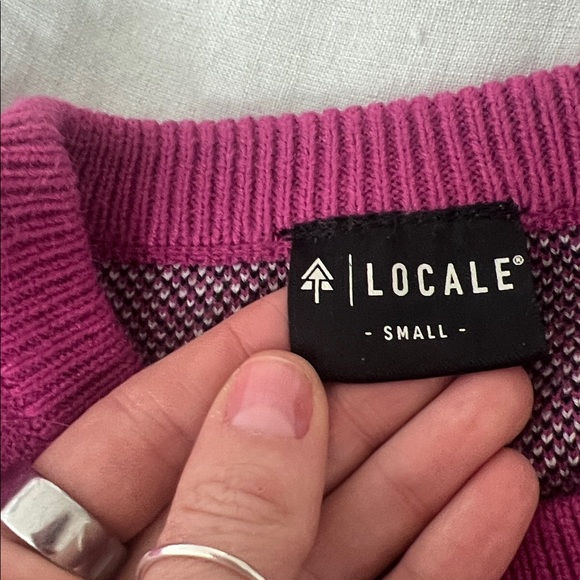 NWOT Arapahoe Basin Women’s Sweater, Size Small - Picture 4 of 4